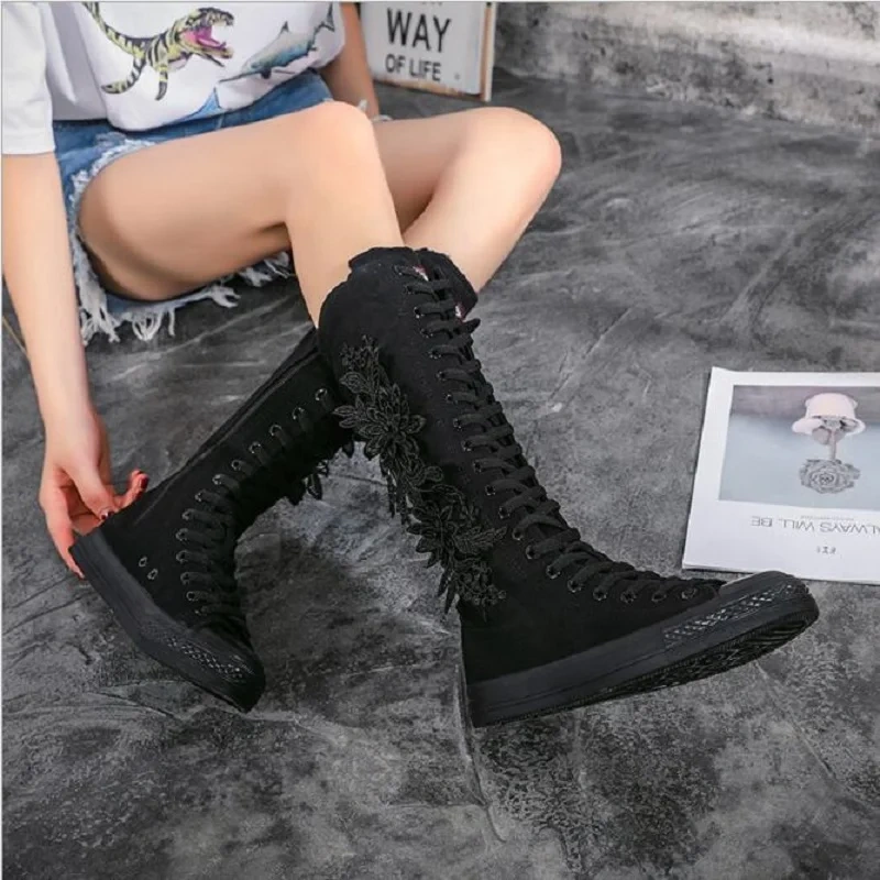 Spring Autumn New National Style Slim Flat Heels Embroidery Zipper Plus Size 40-43 Canvas Women Knee-High Long Boots 0522