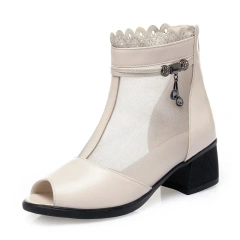 Beige1