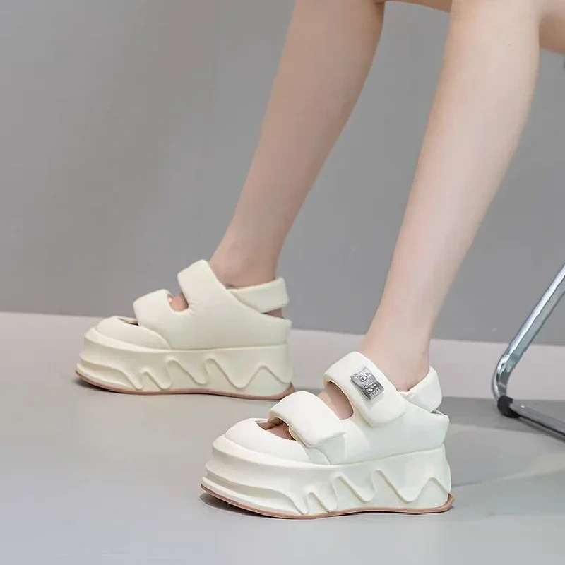 Summer New Fashion Slim Height Increasing Platform Round Toe Back Strap Wedges Genuine Leather Women Modern Rome Sandals 2405