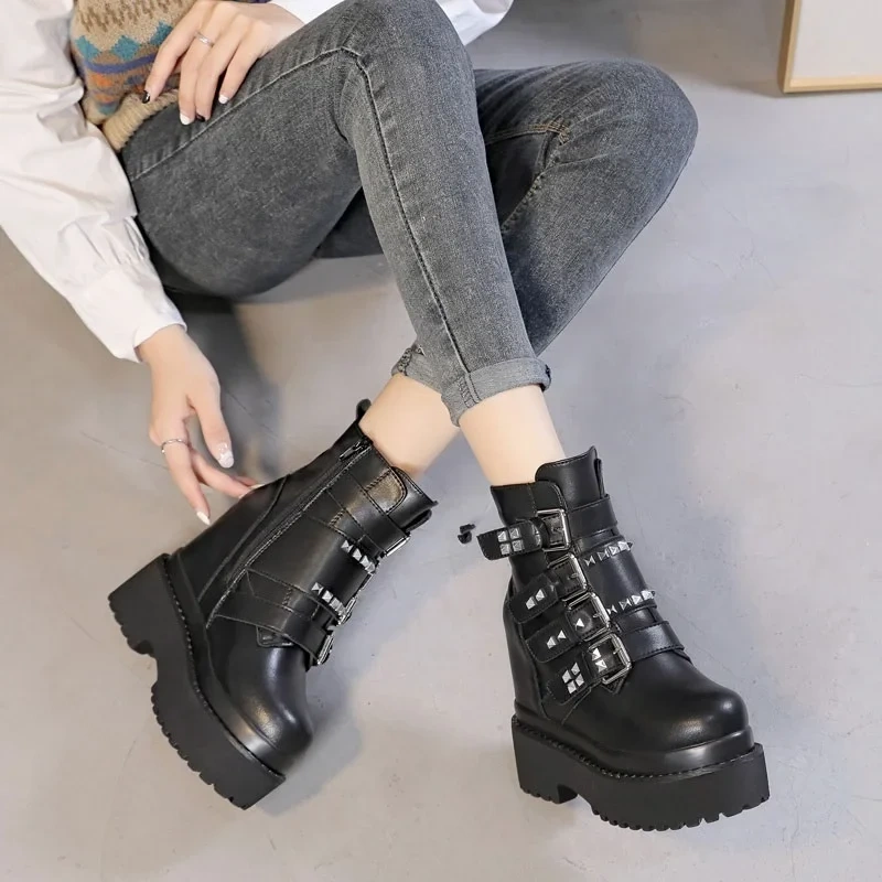 Winter New Punk Style Slim Height Increasing Platform Belt Buckle Rivet Zipper Genuine Leather Women Mid-Calf Modern Boots 2410
