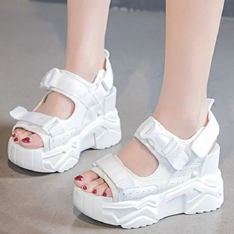 Summer New Korean Style Slim Height Increasing Platform Peep Toe Cut Out Buckle Genuine Leather Women Gladiator Sandals 41212