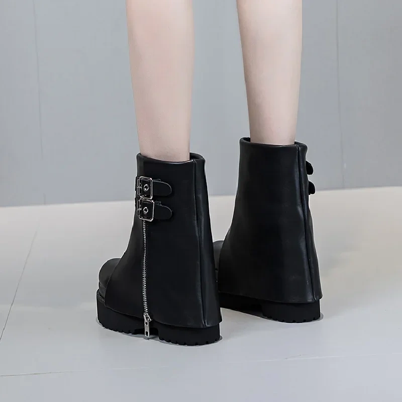 Winter New Punk Style Height Increasing Platform Rivet Buckle Belt Plush Inside Genuine Leather Women Ankle Short Foldover Boots