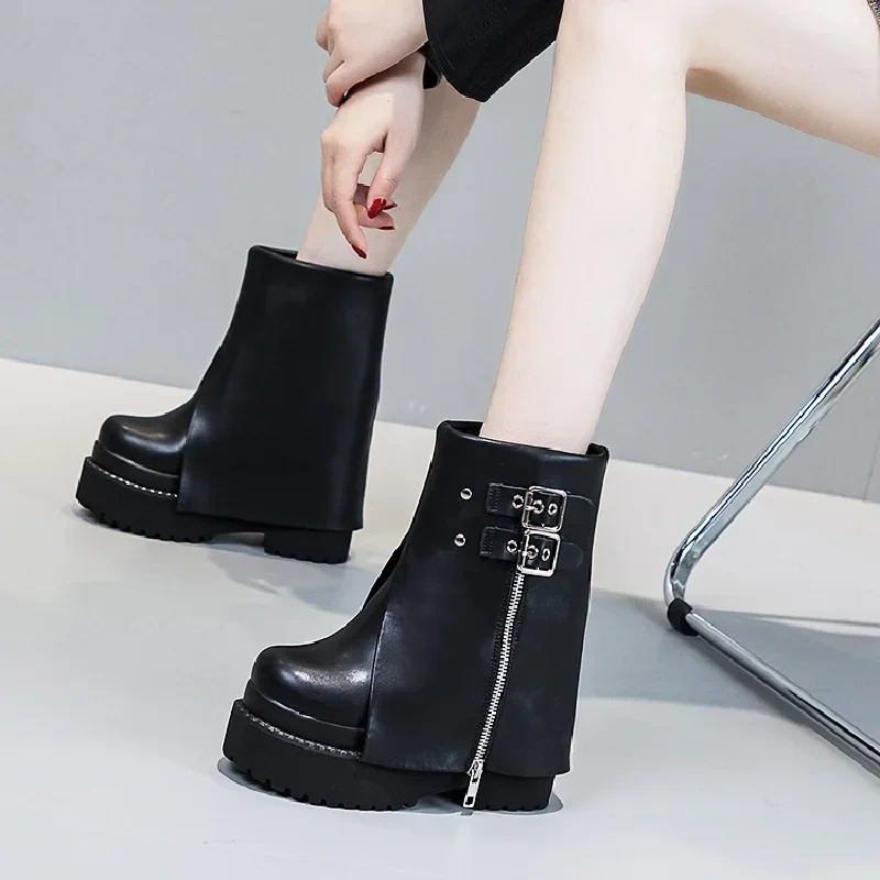 Winter New Punk Style Height Increasing Platform Rivet Buckle Belt Plush Inside Genuine Leather Women Ankle Short Foldover Boots
