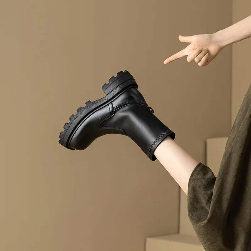 Spring Autumn New British Style Fashion Thick High Heels Square Toe Sewing Platform Patent Leather Women Mid-Calf Modern Boots