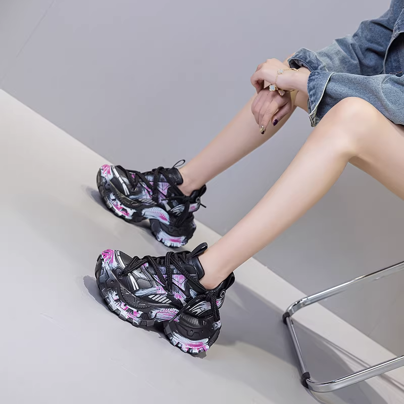 Platform Distressed Genuine Leather Cross Straps Breathable 8 CM Thick Sole Retro Autumn Winter New Women Edgy Style Shoes 51015