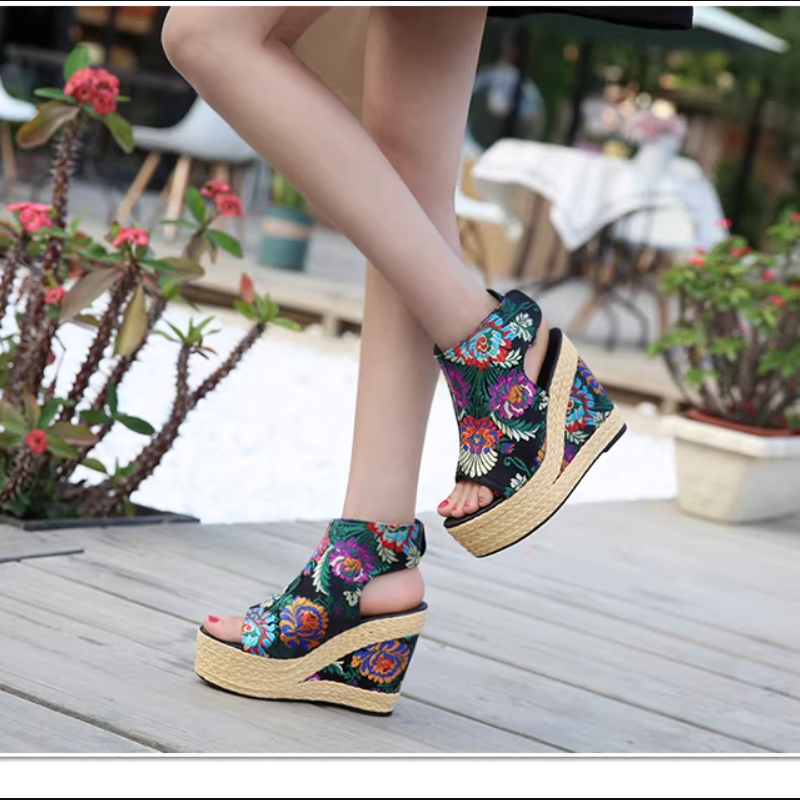 Summer New National Style Slim 12 CM Wedges High Heels Platform Peep Toe Straw Plaited Article Embroider Silk Women Gladiator Sandals 60303