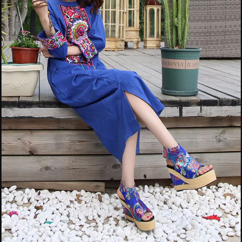 Summer New National Style Slim 12 CM Wedges High Heels Platform Peep Toe Straw Plaited Article Embroider Silk Women Gladiator Sandals 60303