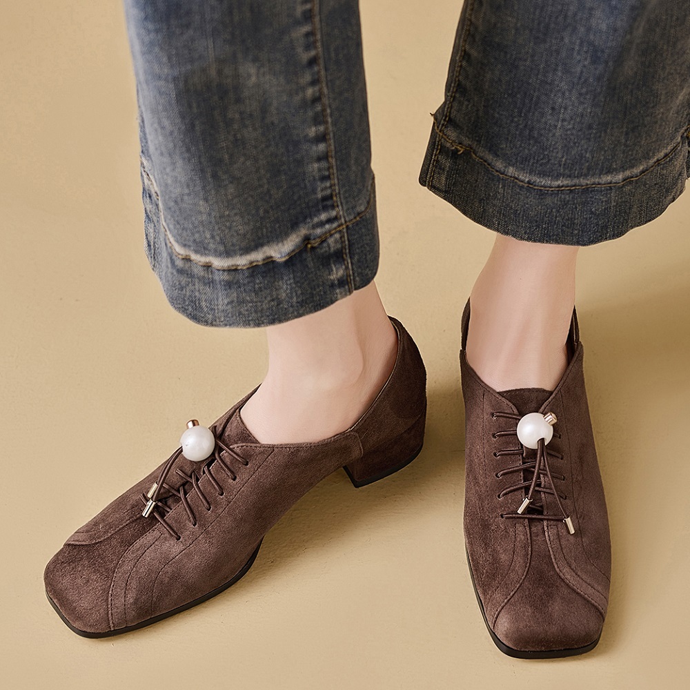 Women's Vintage Suede Sheepskin Square Toe British Style 3.5 CM Block Heel Pearl Cross Strap Commute Versatile Simple Derby Shoes 60319
