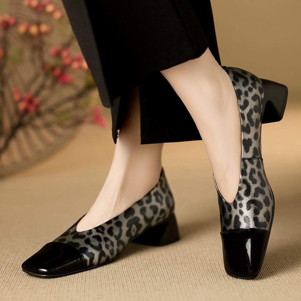Women's Genuine Leather Fashion Leopard Print French Style Square Toe Color Block Sheepskin Low-Cut Slip-On 4.5 CM Block Heel Commuter Versatile Pumps 60320