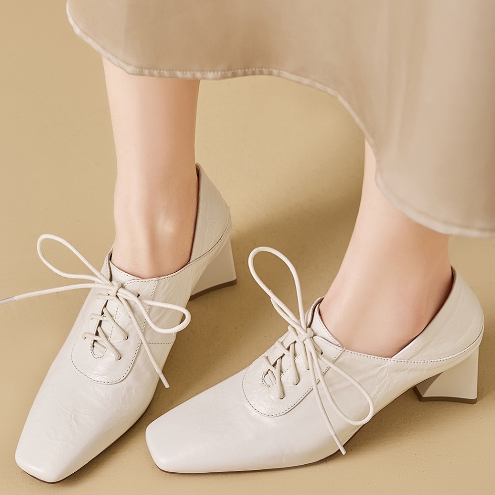Women's Spring Square Heel Leather Pumps 6.5  CM Heel Lace-Up Pure Color Square Toe Elegant British Style Versatile Fashion Single Shoes 60320