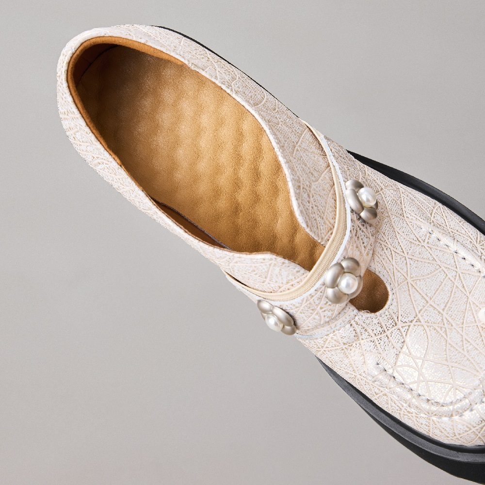 Women's Genuine Leather Mary Jane Shoes British Style Pearl Floral Buckle Slip On Cut Out 12 CM Block Heel Platform Sole Fashion Commute Versatile Daily Pumps 60324