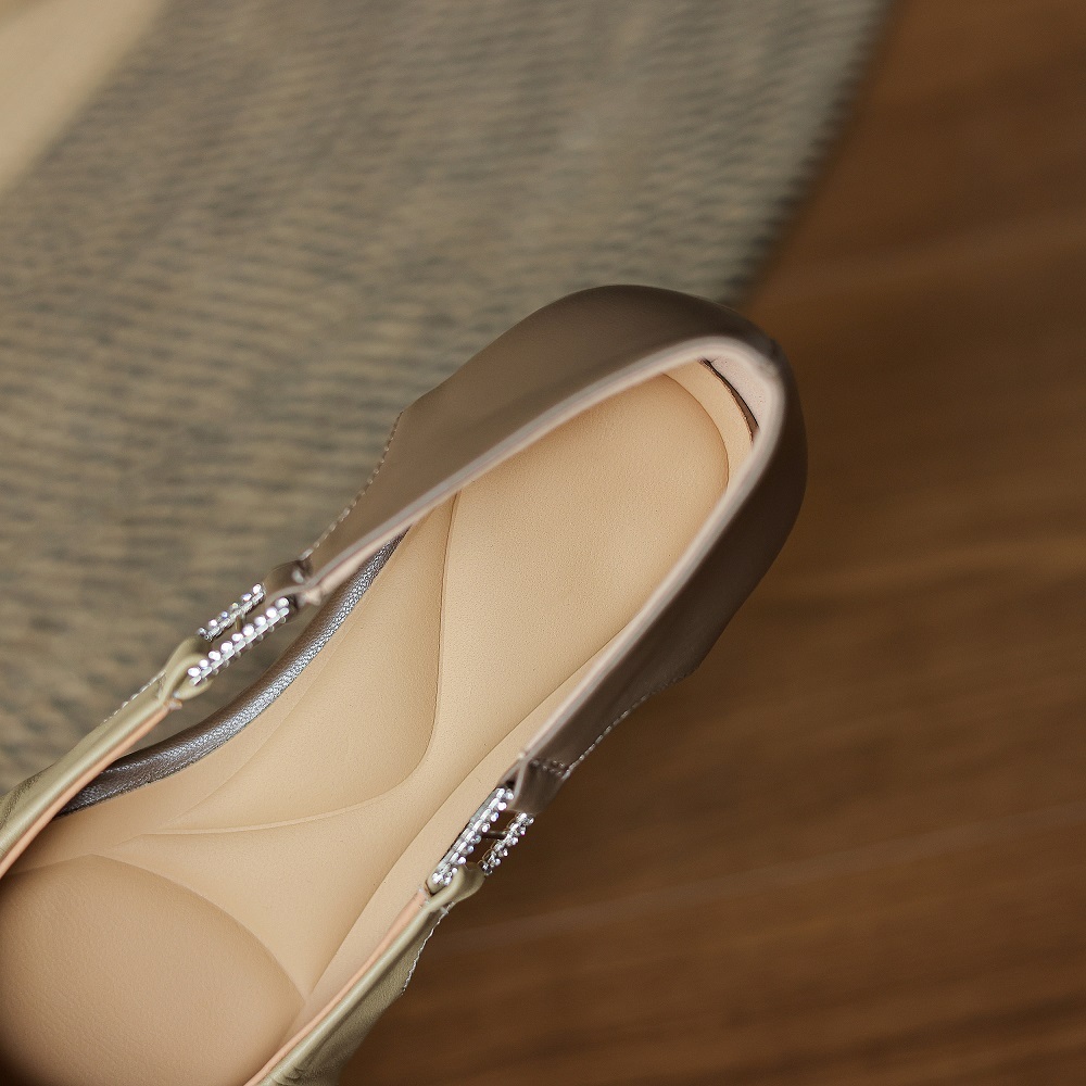 French Elegant Pointed Toe Sheepskin Shallow Mouth Cut-Out Color-Block Ruched Slip On Metal Buckle Versatile Spring Summer Shoes  60402