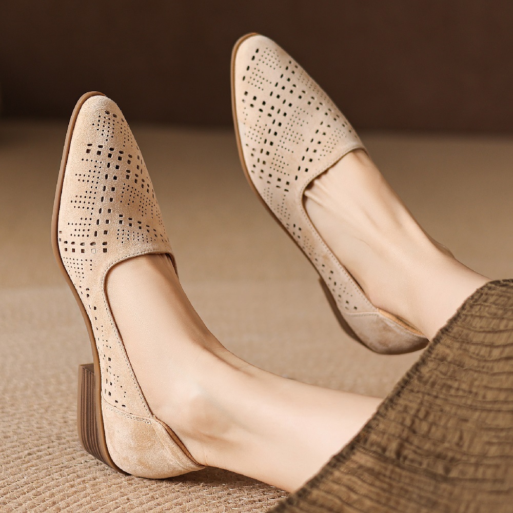 Comfort Soft Sole Retro Shallow Mouth Slip On Genuine Leather Pumps 3.5 CM Block Heel Cut Out Breathable Spring Summer Commute Shoes 60405
