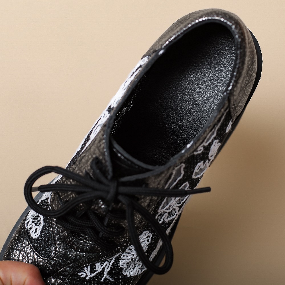 Women's Spring Summer Genuine Leather Lace Up Lace Embroidered 12 CM Block Heel Sweet Cool Retro Slim Embossed Glitter Versatile Pumps 60512