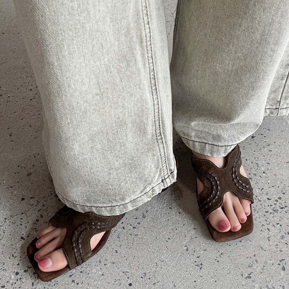 Women's Matte Sheepskin 5 CM Wedge Heel Open Toe Woven Leather Strap Summer Retro Square Toe Cut Out French Style Elegant Slippers Sandals 60521