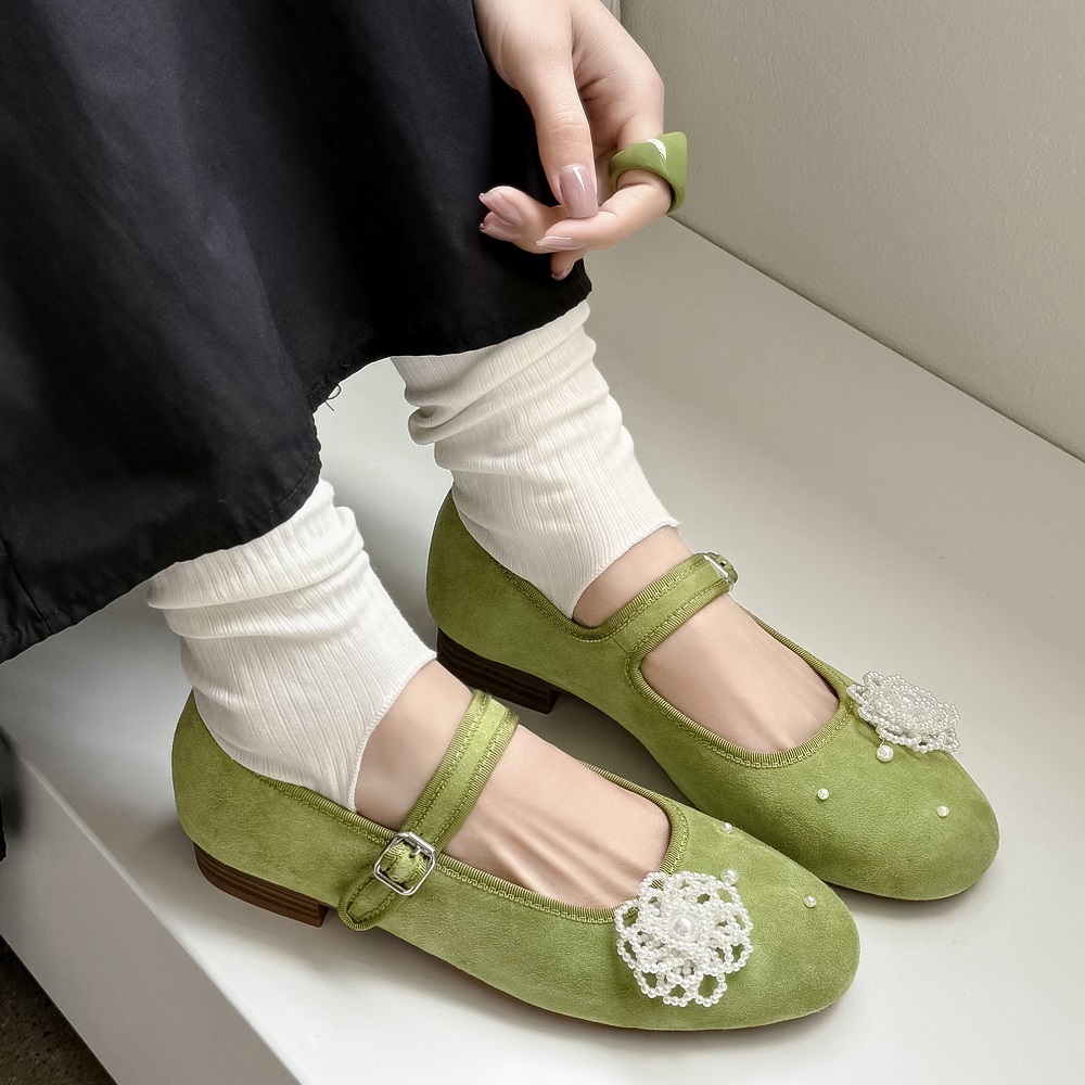 Women's Spring Summer Suede Leather 2 CM Low Block Heel 3D Pearl Flower Shallow Mouth Single Shoes Elegant Sweet Buckle Strap Versatile Flats 60525