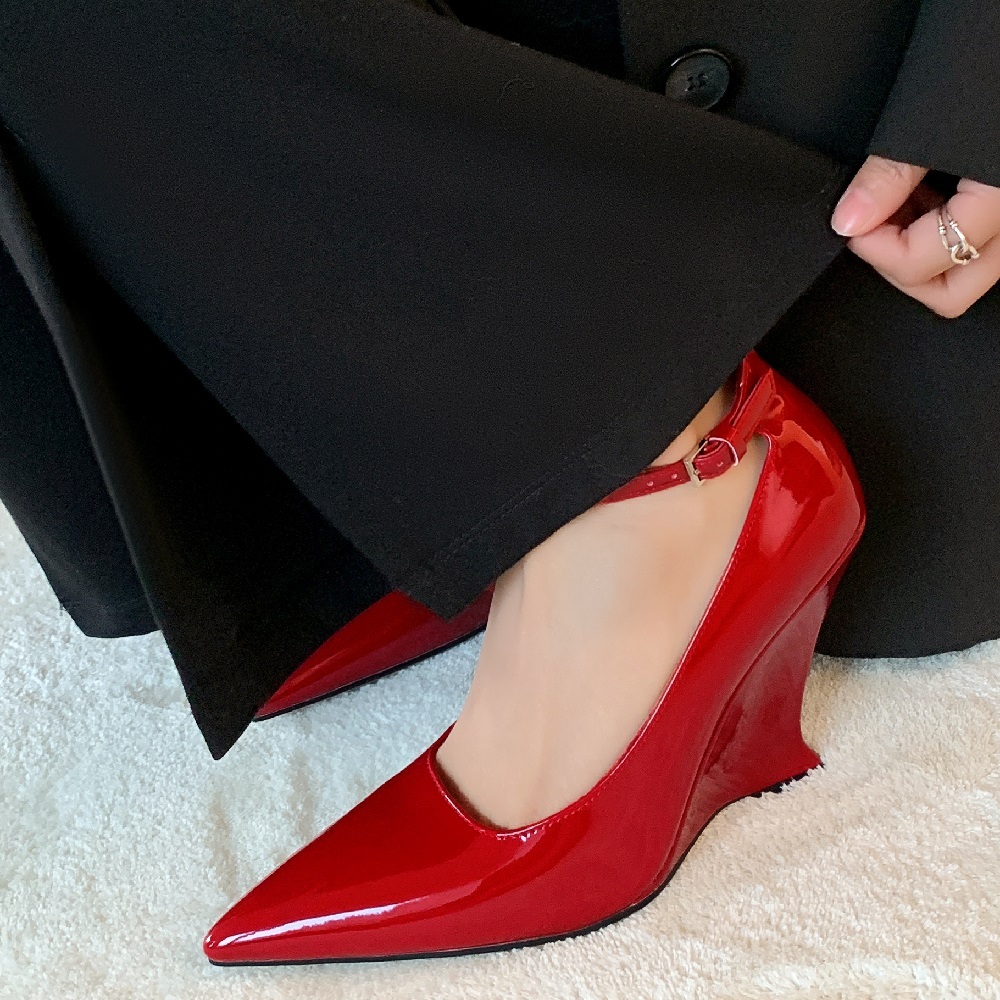 Spring Summer Women's Patent Genuine Leather 10 CM Special Shaped Wedge Heel Pointed Toe Buckle Sexy Casual Fashion European Style Single Shoes 60525