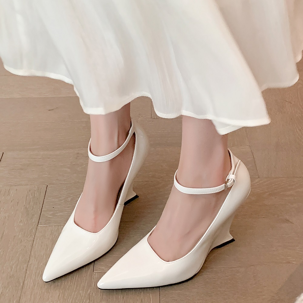 Spring Summer Women's Patent Genuine Leather 10 CM Special Shaped Wedge Heel Pointed Toe Buckle Sexy Casual Fashion European Style Single Shoes 60525