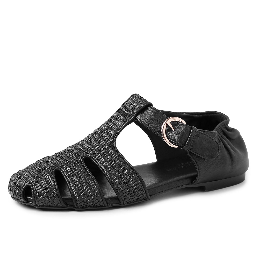 French Retro Cut Out Woven Gladiator Buckle Belt Genuine Leather Pleated Flat Closed Toe Sandals Women Summer Comfort Casual Versatile Shoes 60530