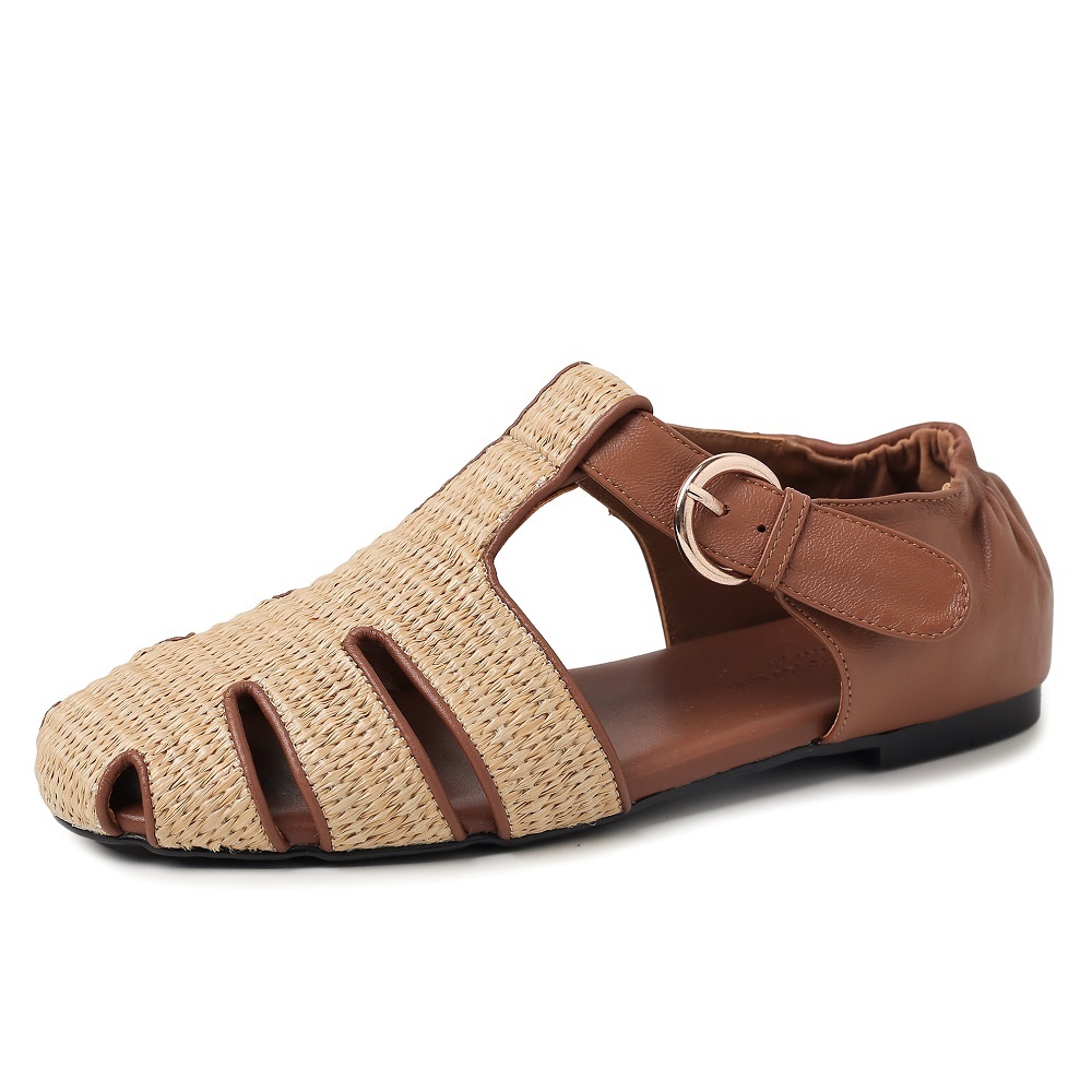 French Retro Cut Out Woven Gladiator Buckle Belt Genuine Leather Pleated Flat Closed Toe Sandals Women Summer Comfort Casual Versatile Shoes 60530