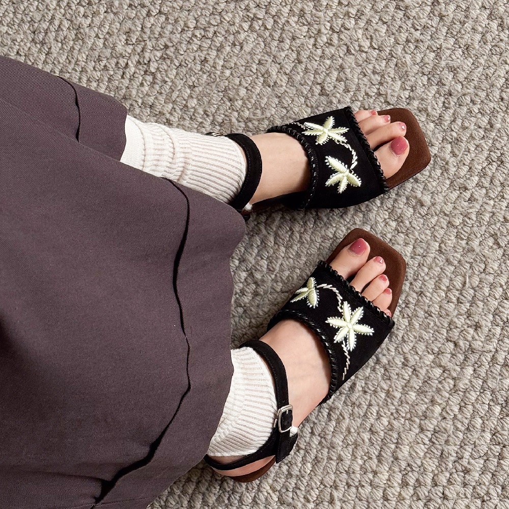 Women Genuine Leather Color Block Embroidered Sandals 2.5 CM Low Heel Buckle Strap Square Toe Backless Retro Casual Summer Spring New 60609