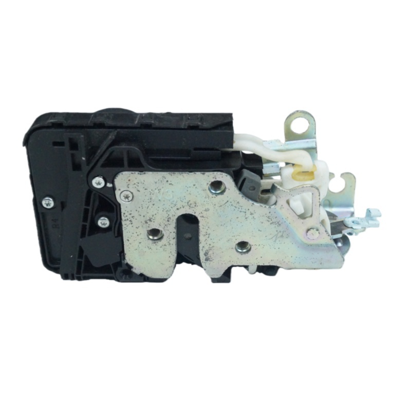OEM 23954271 TFront Door Lock Mechanism RH for GROOVE