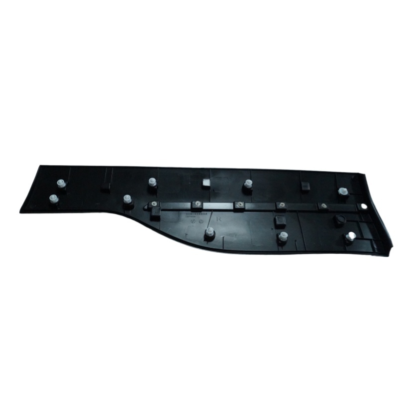 OEM 23579962 Rear Door Lower Protection Plate RH for GROOVE