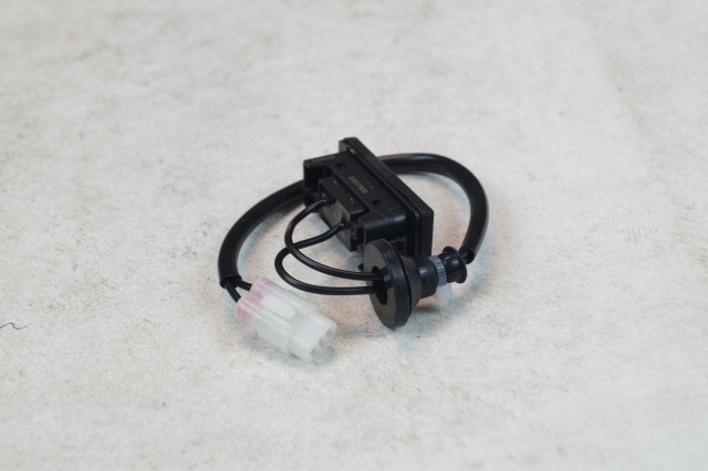 OEM 23917908 Tailgate Switch for Captiva