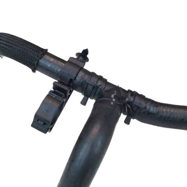 OEM 24547661zc  Heater Hose Assembly Outlet  for Optra