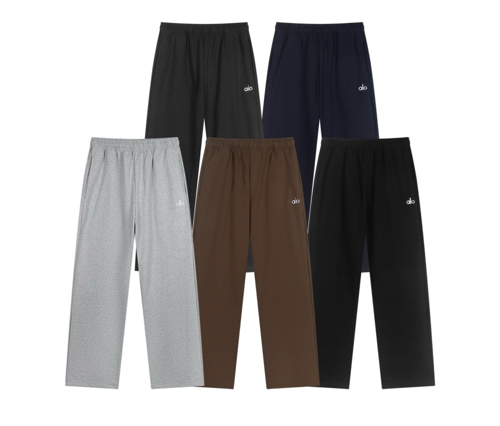 AIO sweatpants are available in five colors, and even one piece is at wholesale price.
