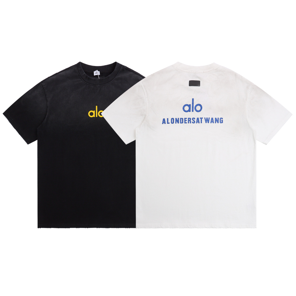 Even a single classic short-sleeved shirt is sold at wholesale price.