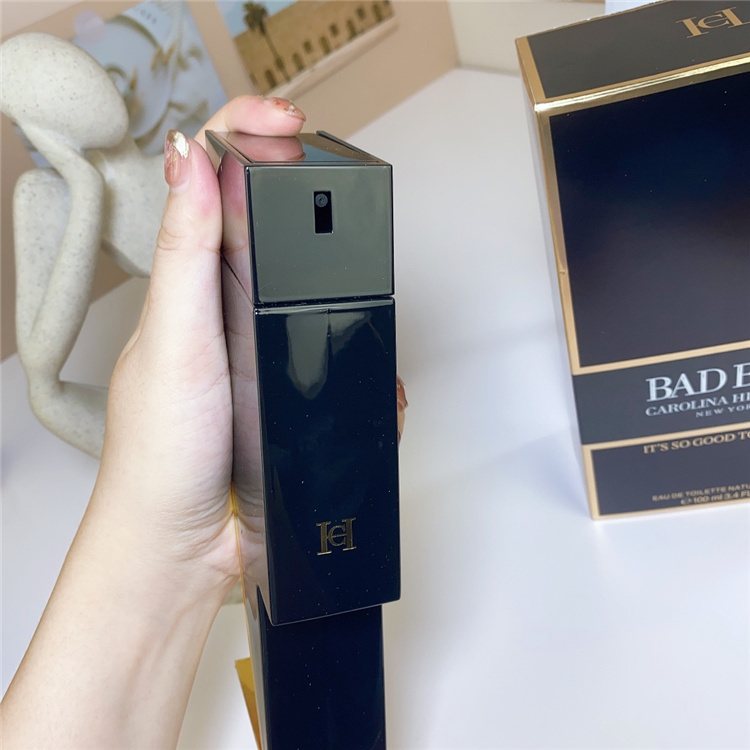 Carolina Herrera BAD BOY 100ml EDP | Men's Bergamot Pepper Sage Cedarwood Tonka Bean Oriental Spicy Fragrance