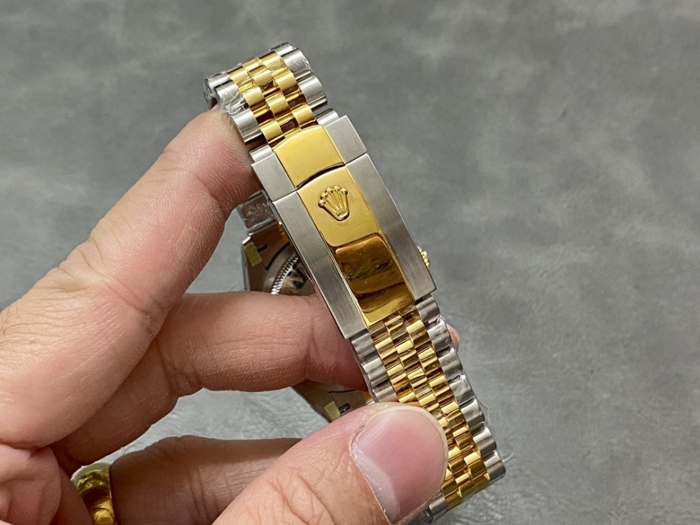 Rolex Datejust Ref.126333 | 41mm Two-Tone Rolesor Diamond Dial 3235 Calibre Automatic Watch