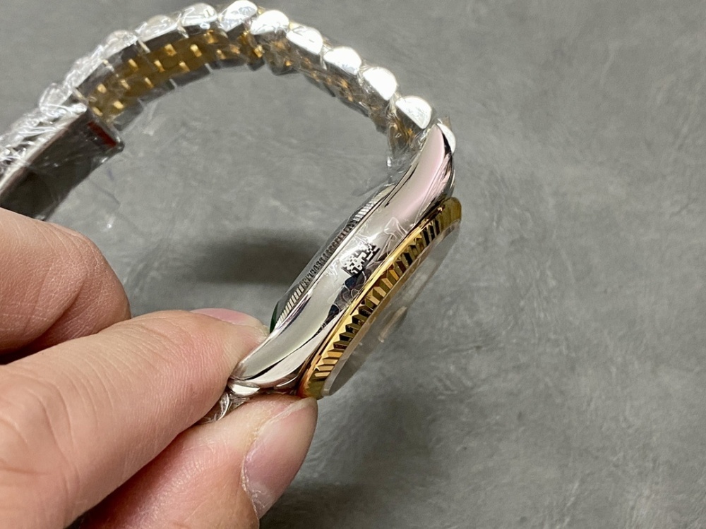 1. Rolex Datejust | Two-Tone Rolesor Diamond Dial Oyster Perpetual Automatic Watch