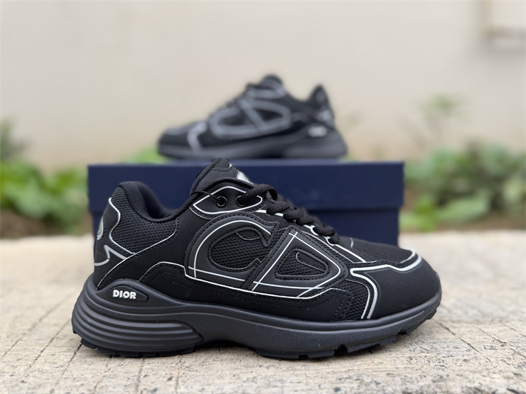 DIOR B30 CD Low Top Mesh Breathable Running Shoes Black White Fashion Sneakers