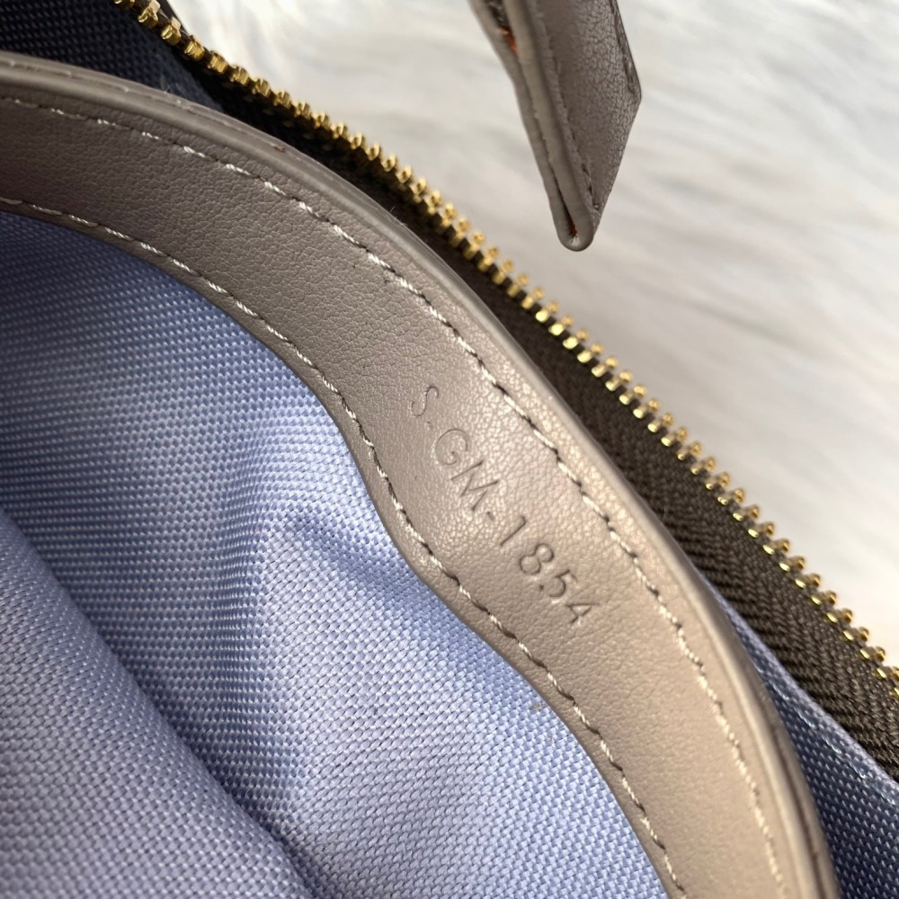 Prada Women's Cleo Hobo Shoulder Bag, Beige Leather Luxury Underarm Handbag with Adjustable Strap