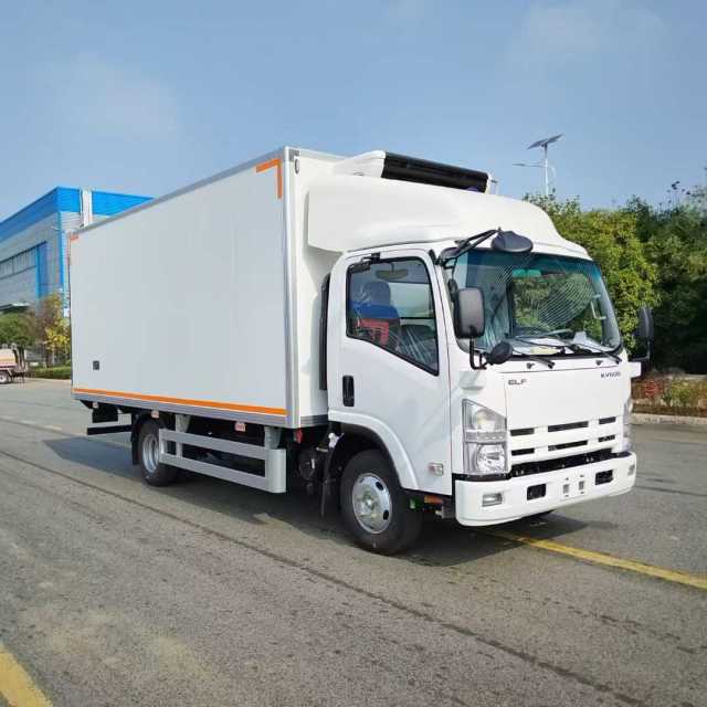 Isuzu KV600 Export Refrigerated Truck
