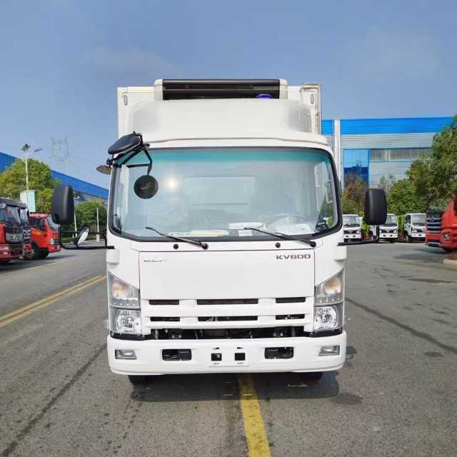 Isuzu KV600 Export Refrigerated Truck