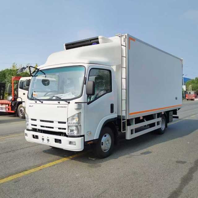 Isuzu KV600 Export Refrigerated Truck