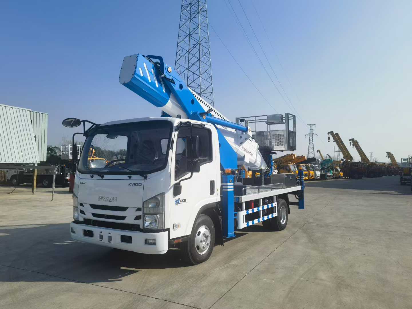 Isuzu 30-Metre Aerial Work Vehicle