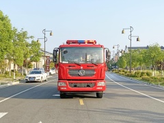 Dongfeng D9 Dolika Six-Ton Foam Fire Engine