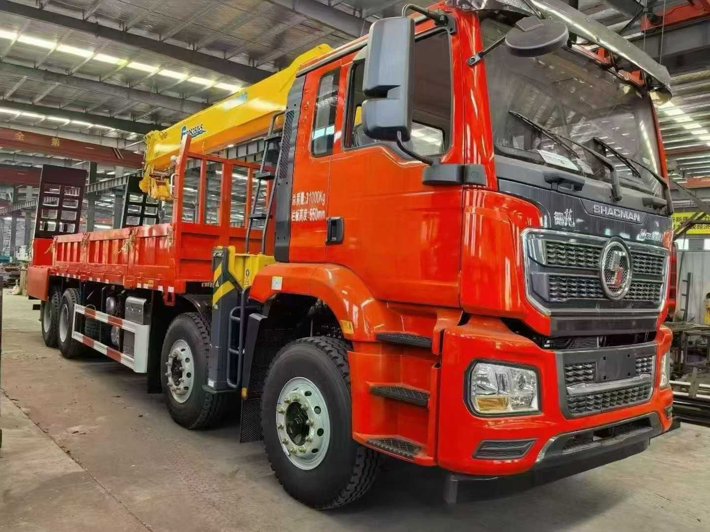 Shaanxi Auto Delong 4x8 XCMG 14-ton lorry crane with ladder