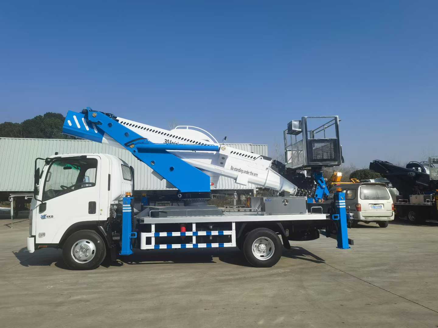 Isuzu 30-Metre Aerial Work Vehicle