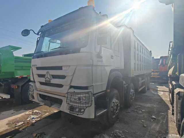 China National Heavy Duty Truck HOWO TX 8X4 Dump