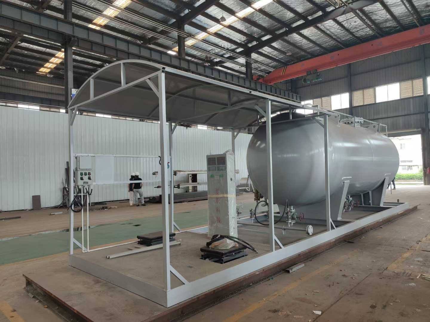 5 to 100 cubic LPG skid-mounted station