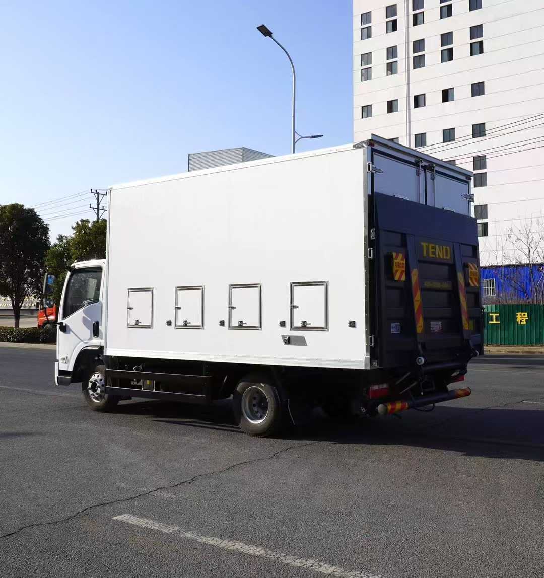 Shaanxi Auto Delong Export Chicks Transport Vehicle