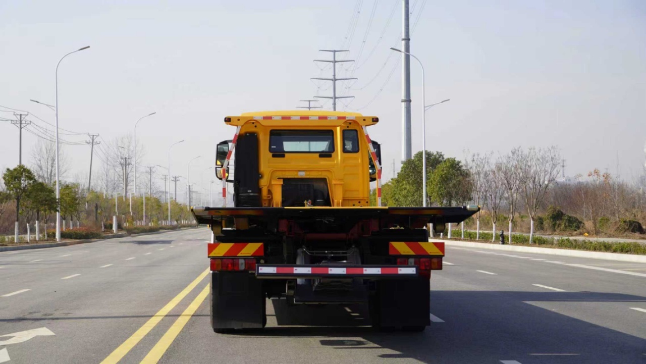 Sinotruk Shandeka 4×2 Wrecker