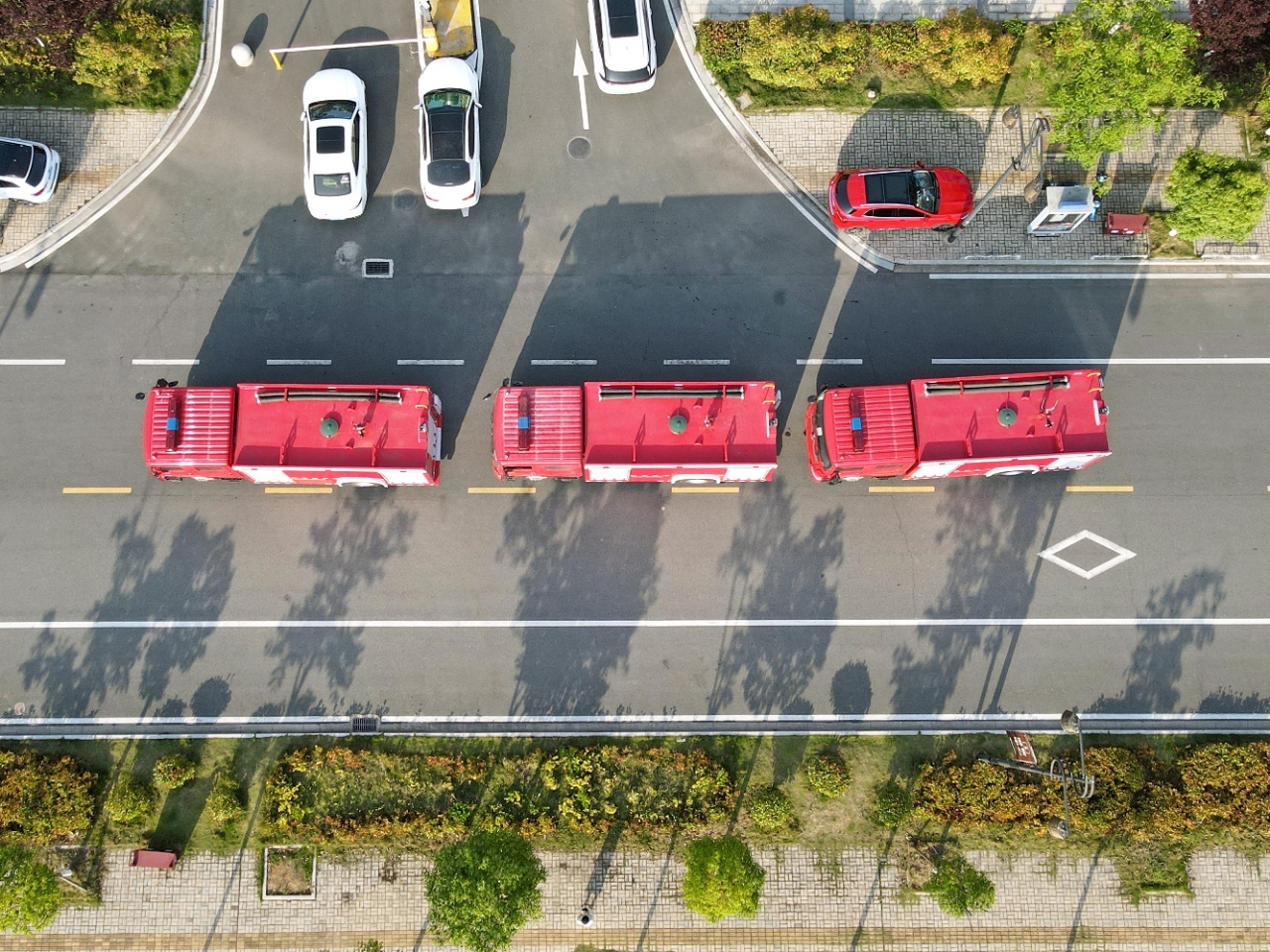 Dongfeng D9 Dolika Six-Ton Foam Fire Engine