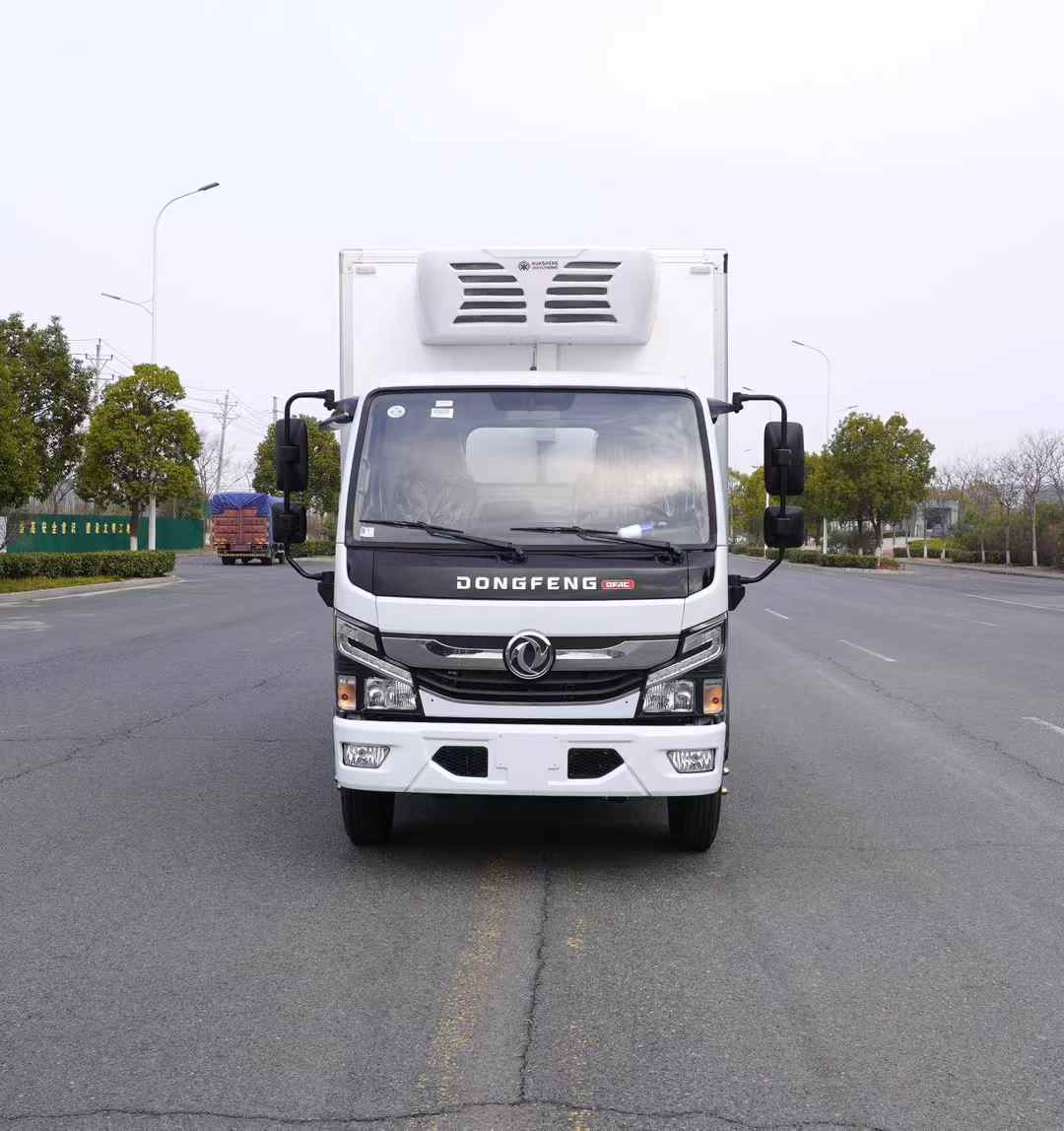 Dongfeng 4×2 Refrigerated Truck