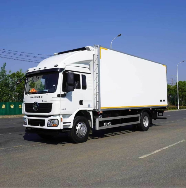 SHACMAN L3000 4×2 Refrigerated Truck